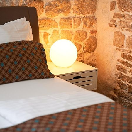 Rustic Apartments Sv Frane In The Old Town Šibenik Esterno foto