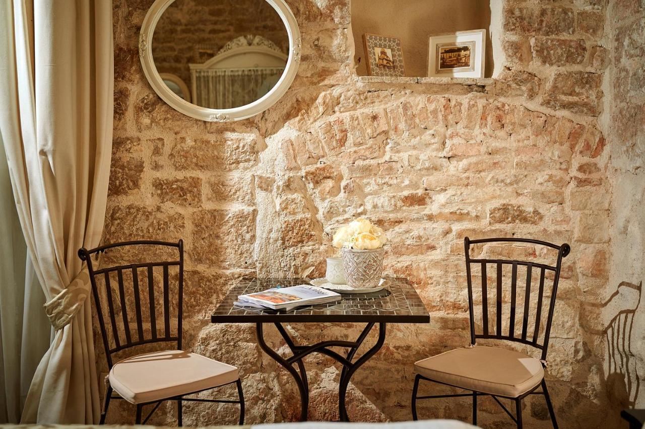 Rustic Apartments Sv Frane In The Old Town Šibenik Esterno foto