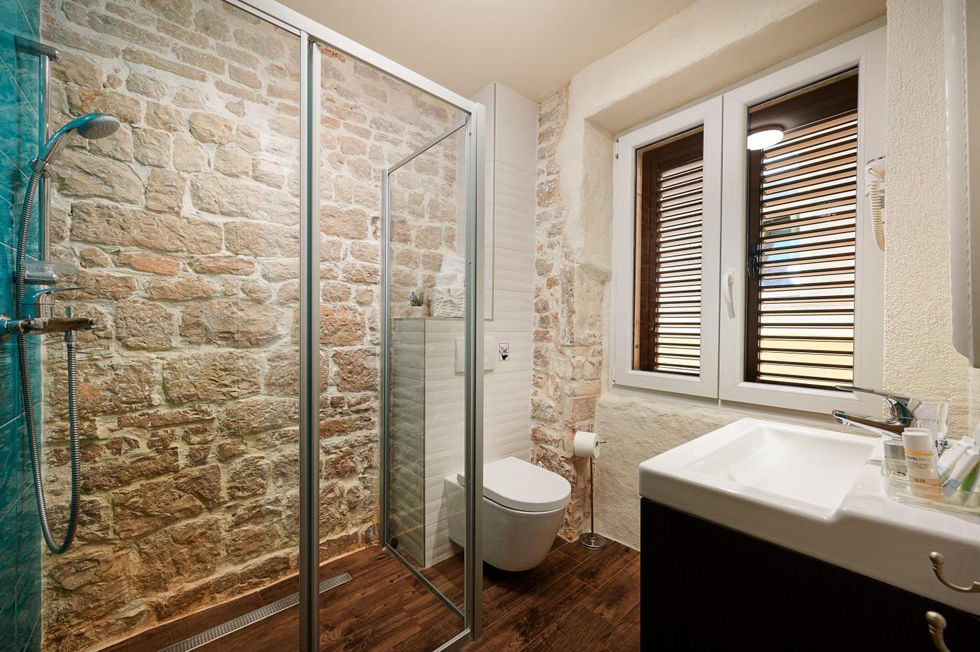 Rustic Apartments Sv Frane In The Old Town Šibenik Esterno foto